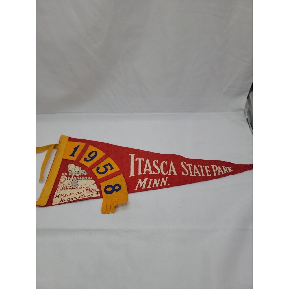 Vintage 1958 Itasca Minn State Park Felt Banner Flag 17"